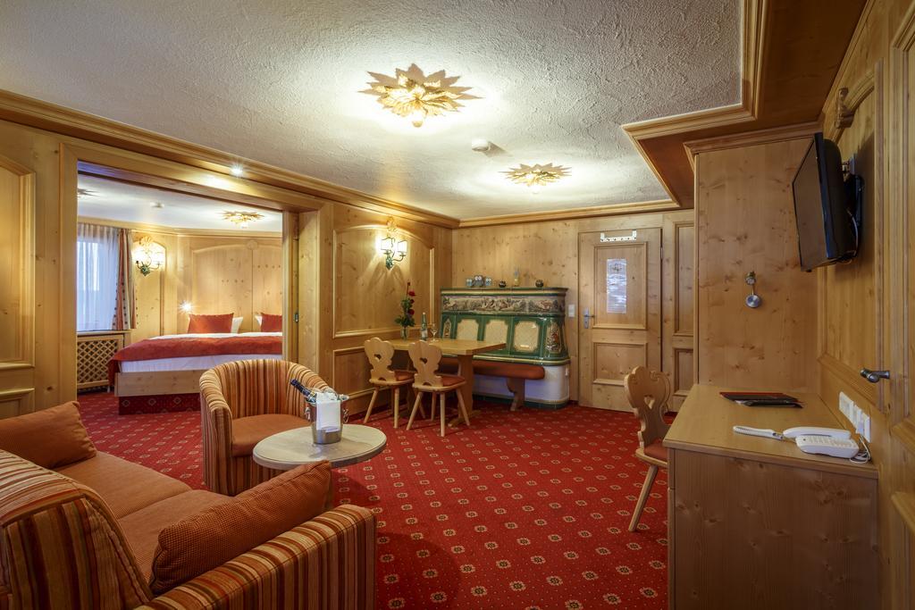 Landhotel Bartlehof ชลูคซี ภายนอก รูปภาพ